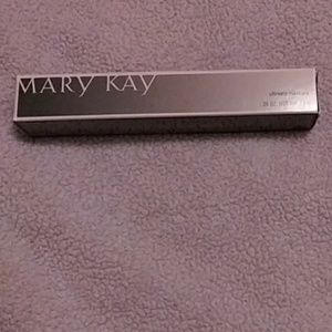Mary Kay Ultimate Mascara Black Noir 0.28 oz.